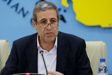 استاندار بوشهر روند وضعیت آب شرب بوشکان و کلمه دشتستان بررسی کرد