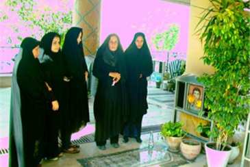 غبار روبی قبور مطهر شهدا