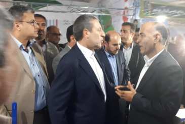 استاندار بوشهر از غرفه شرکت آب و فاضلاب استان بوشهر در نمایشگاه دستاوردهای 40 ساله انقلاب اسلامی بازدید کرد. 