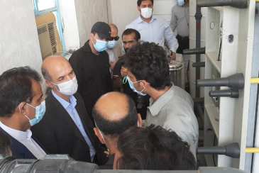 وزیر نیرو از سامانه ارتقا کیفیت آب روستاهایی شهرستان دشتی استان بوشهر بازدید کرد