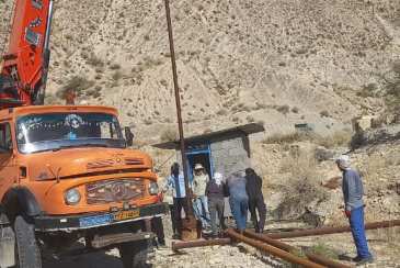 تعویض پمپ چاه، دبی آب شرب روستای رودفاریاب دشتستان را افزایش داد