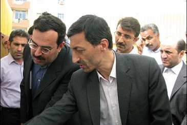 بازدید وزیر نیرو از روند اجرائی طرح فاضلاب بوشهر