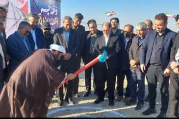 عملیات اجرایی نوسازی شبکه توزیع آب جزیره‌های جنوبی و شمالی در شهرستان گناوه آغاز شد
