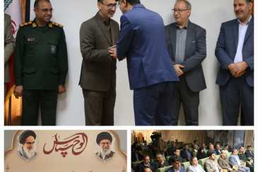 تجلیل دبیر شورای مشاوران وزرای دولت در امور ایثارگران و تجلیل مشاور وزیر نیرو از مدیرعامل شرکت آب و فاضلاب استان بوشهر