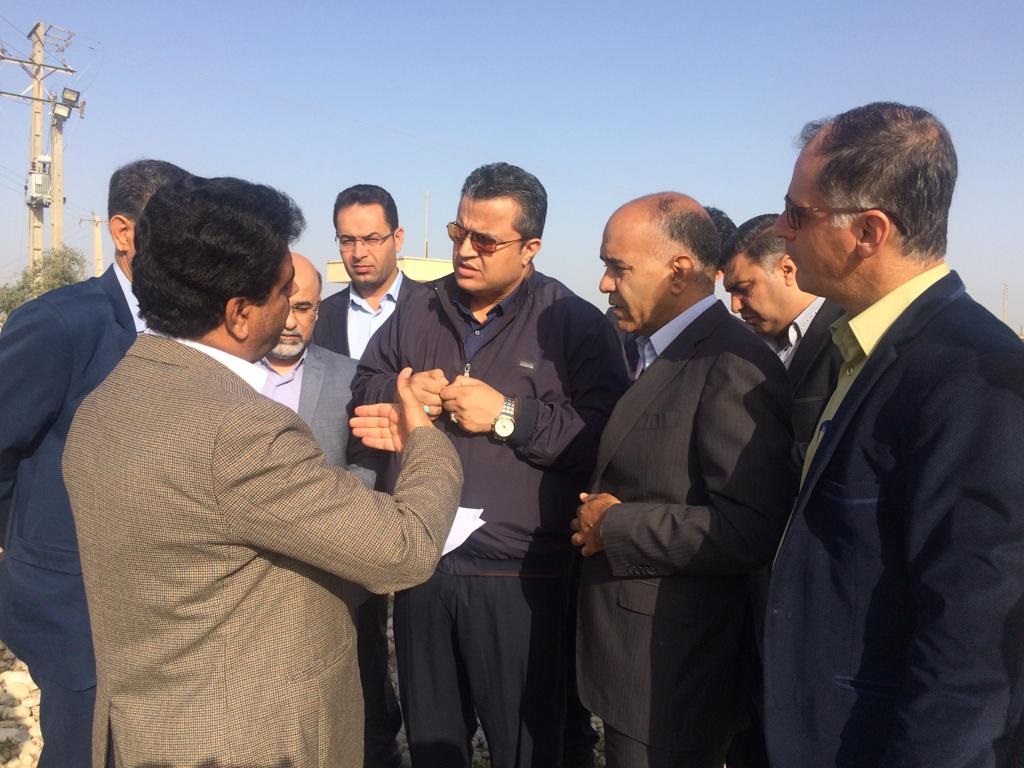 بازدید معاون عمرانی استاندار از بعضی پروژه های آبی در شهرستان دشتستان 