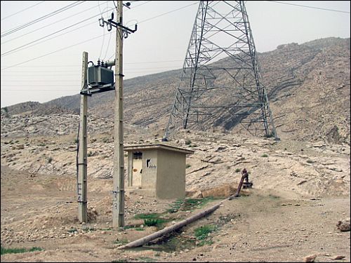با کاهش مصرف برق در طرح های آبرسانی 15 میلیون ریال ماهانه صرفه جوئی می شود