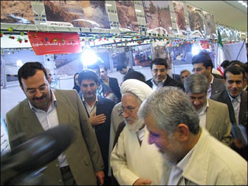 بر پائی نمایشگاه دستاوردهای سی ساله انقلاب و حضور شرکت آبفا استان بوشهر