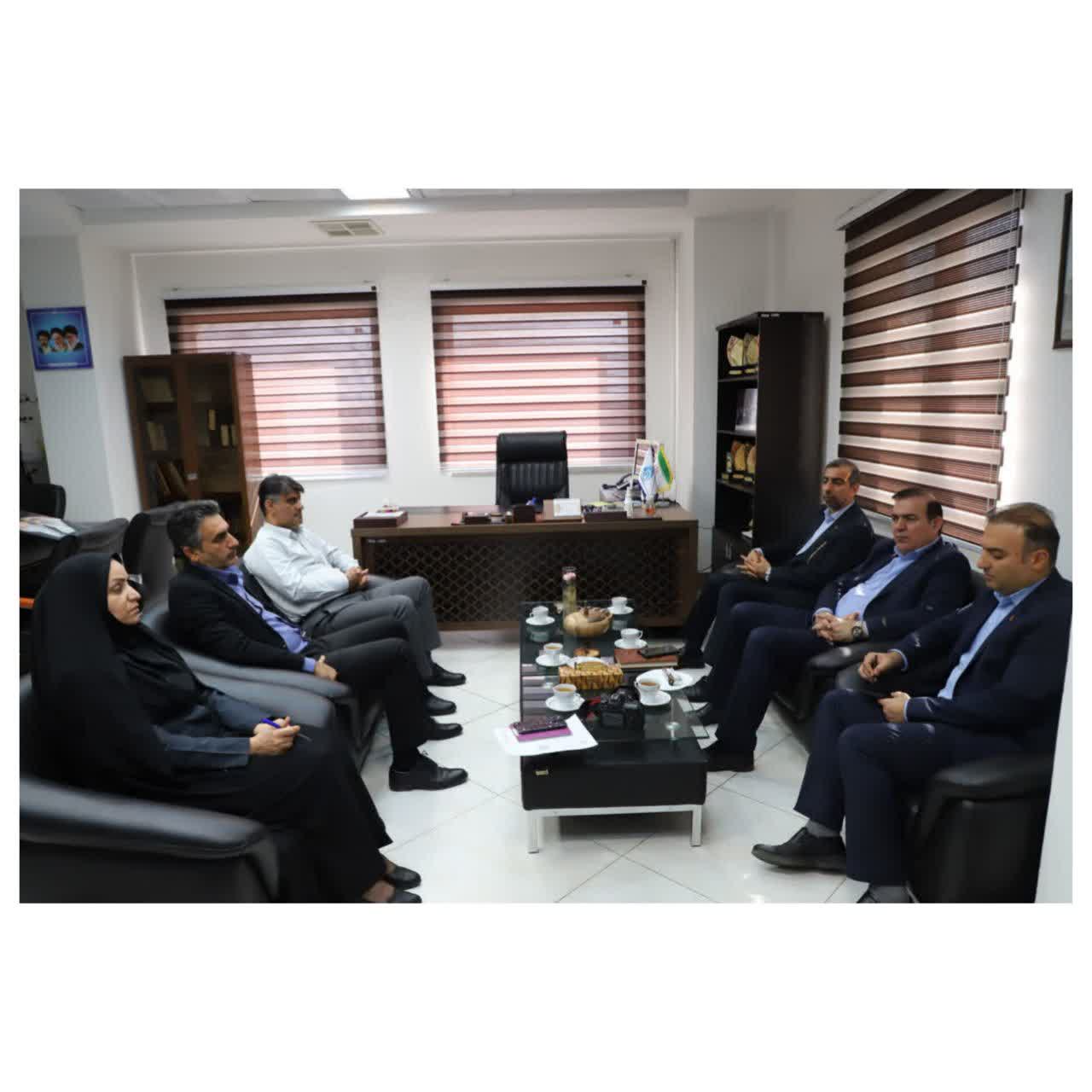 برگزاری نشست مشترک مدیران شرکت آب و فاضلاب و بانک ملت استان بوشهر با محوریت سرعت بخشی به پروژه‌های فاضلاب