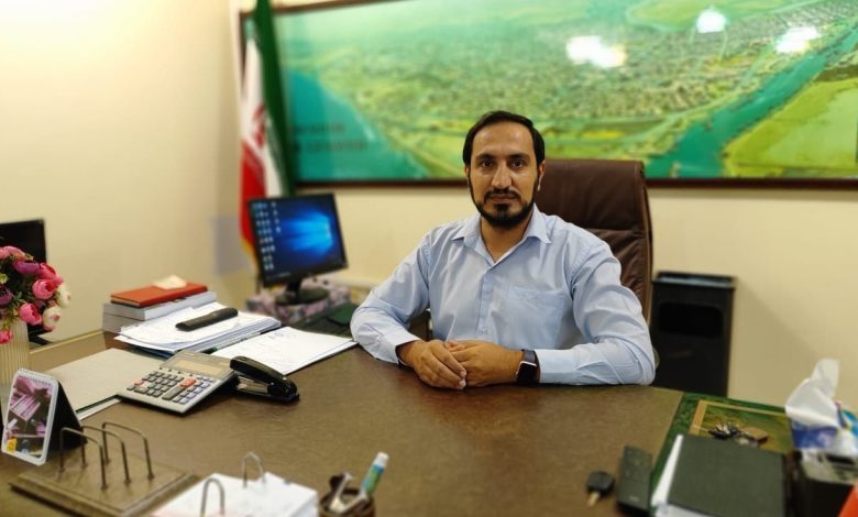 حل مشکل دیرینه کم آبی در محله فرهادی اهرم شهرستان تنگستان 